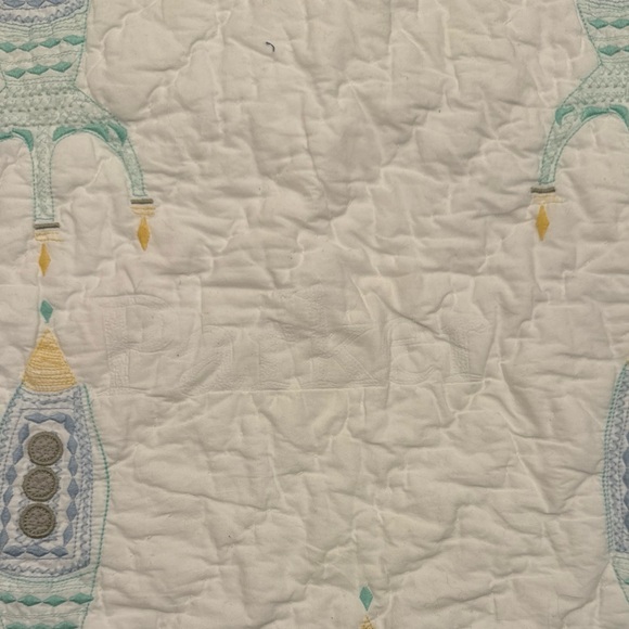 🌞 POTTERY BARN Kids Embroidered Space Ship Quilt - Picture 8 of 8